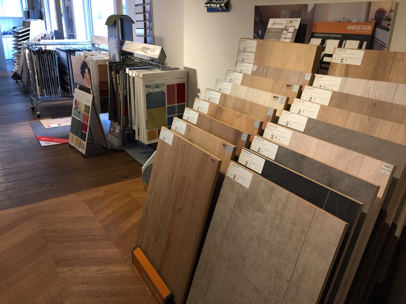 Vloeren en tapijten winkel Rotterdam - ART Woninginrichting