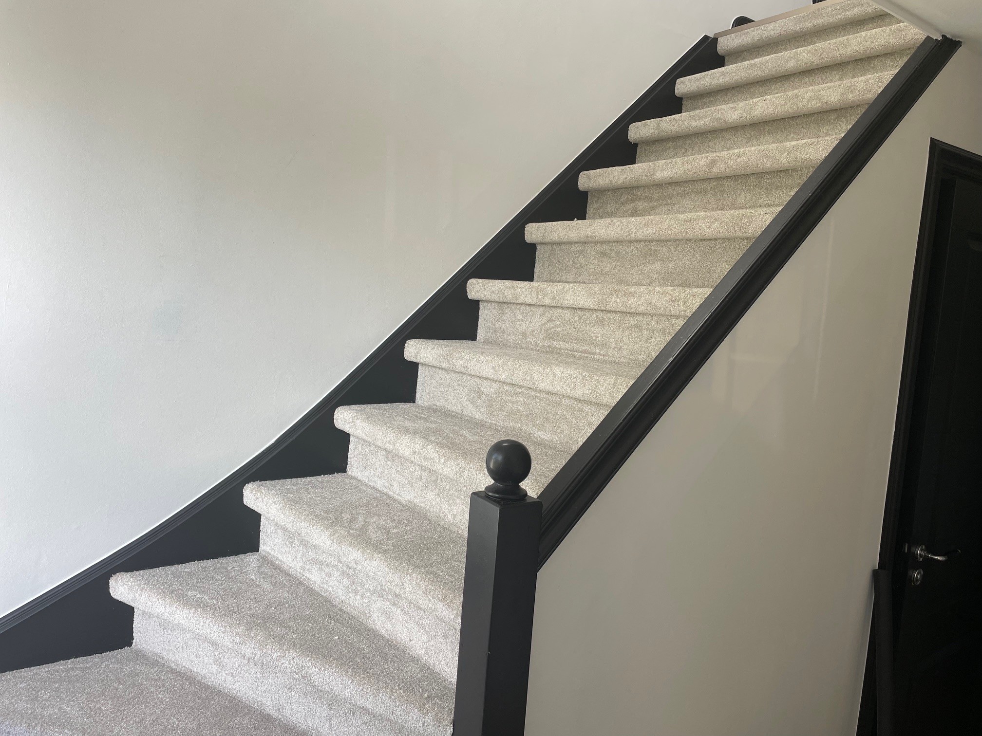 Tapijt zand beige trapgeschikt ART Woninginrichting - Goedkoop trap bekleden